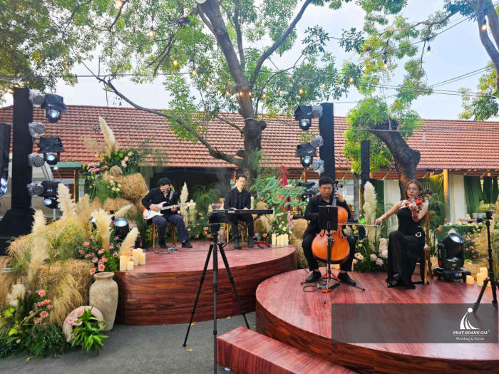 wedding ngoài trời