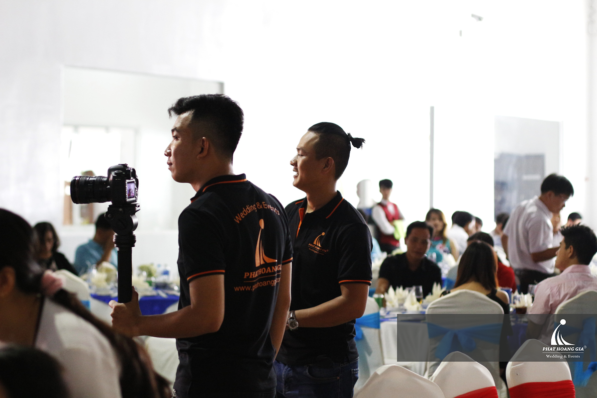 Hoạt động ghi hình tại lễ khánh thành nhằm lưu trữ tư liệu phục vụ truyền thông sau sự kiện