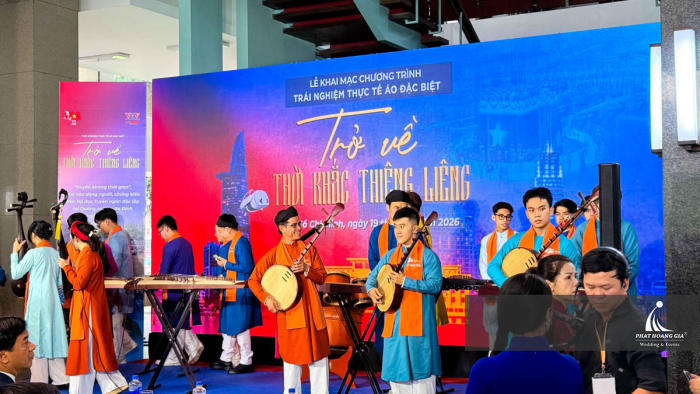 Trở về thời khắc thiêng liêng VOV
