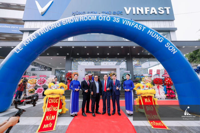 GRAND OPENING - VINFAST HÙNG SƠN