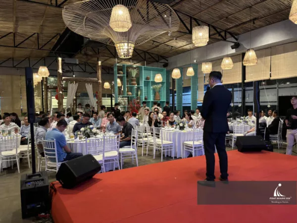 5 Mẫu Bài Phát Biểu Tất Niên Trang Trọng, Ý Nghĩa Và Tạo Ấn Tượng