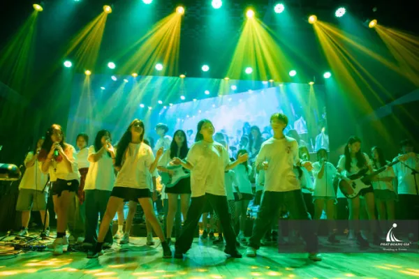 UNDERGROUND WITH UNICEF - UMS