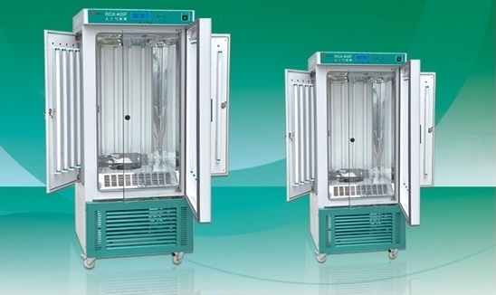 Tủ môi trường (tủ vi khí hậu) 300 lít RGX300E