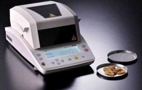 CÂN SẤY ẨM SHIMADZU MOC-63U