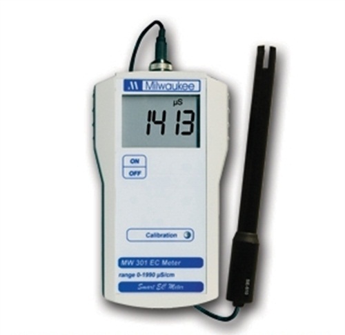 MÁY ĐO TỔNG CHẤT RẮN HÒA TAN (TDS) CẦM TAY Model MW401 – Hãng sản xuất: MILWAUKEE – Rumani