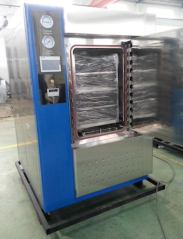 Máy hấp tiệt trùng cửa vuông loại 666L