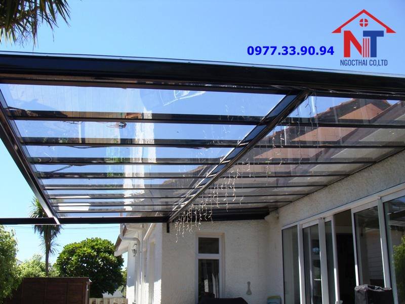 Tấm nhựa lấy sáng SuperLETE - lựa chọn không thể bỏ qua cho mái hiên nhà bạn