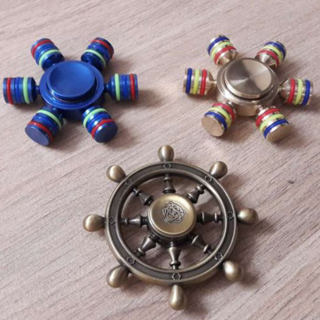 SPINNER BÁNH LÁI 6 CÁNH BIẾN HÌNH