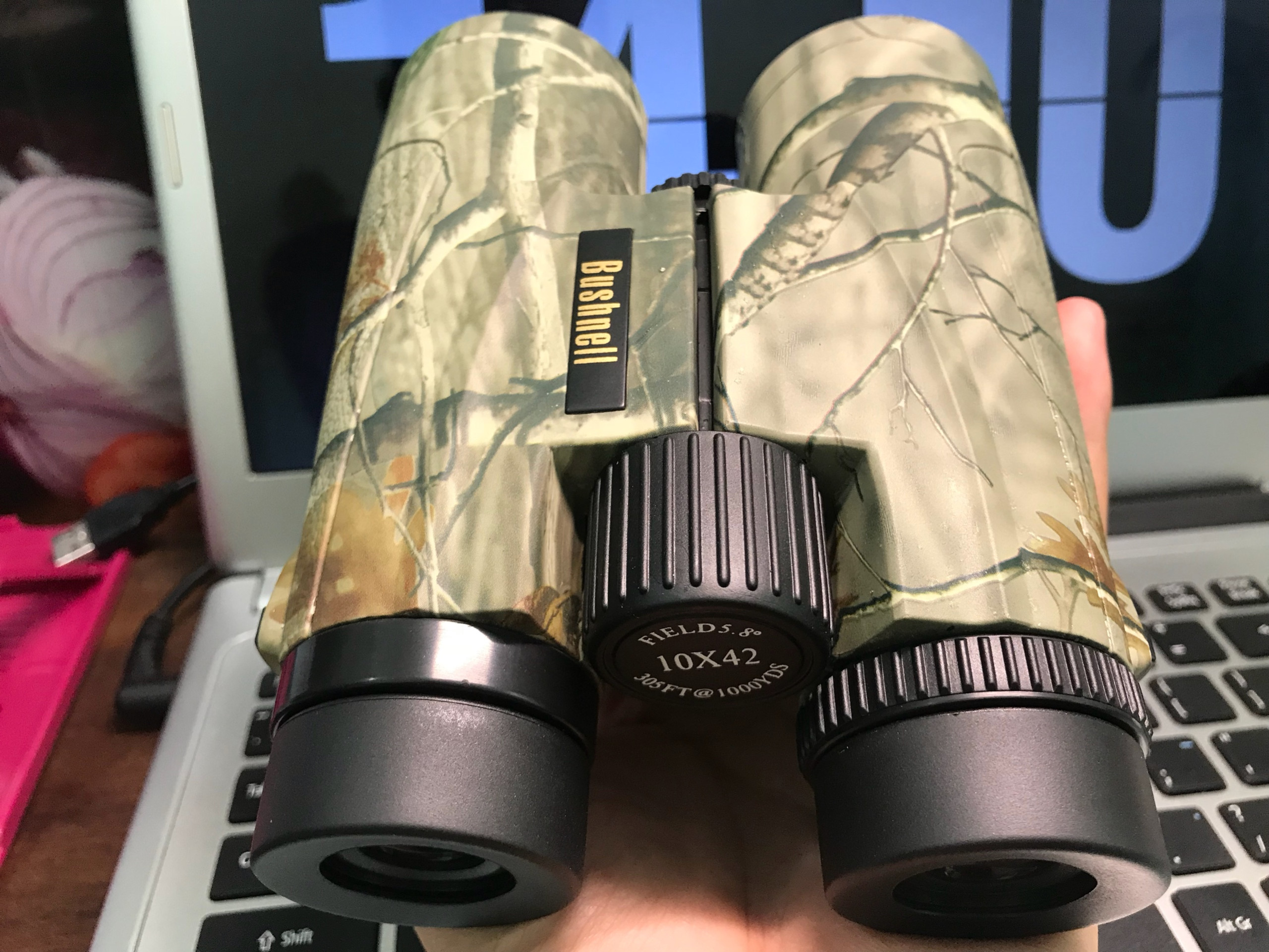 ong-nhom-bushnell-10x42 (1)