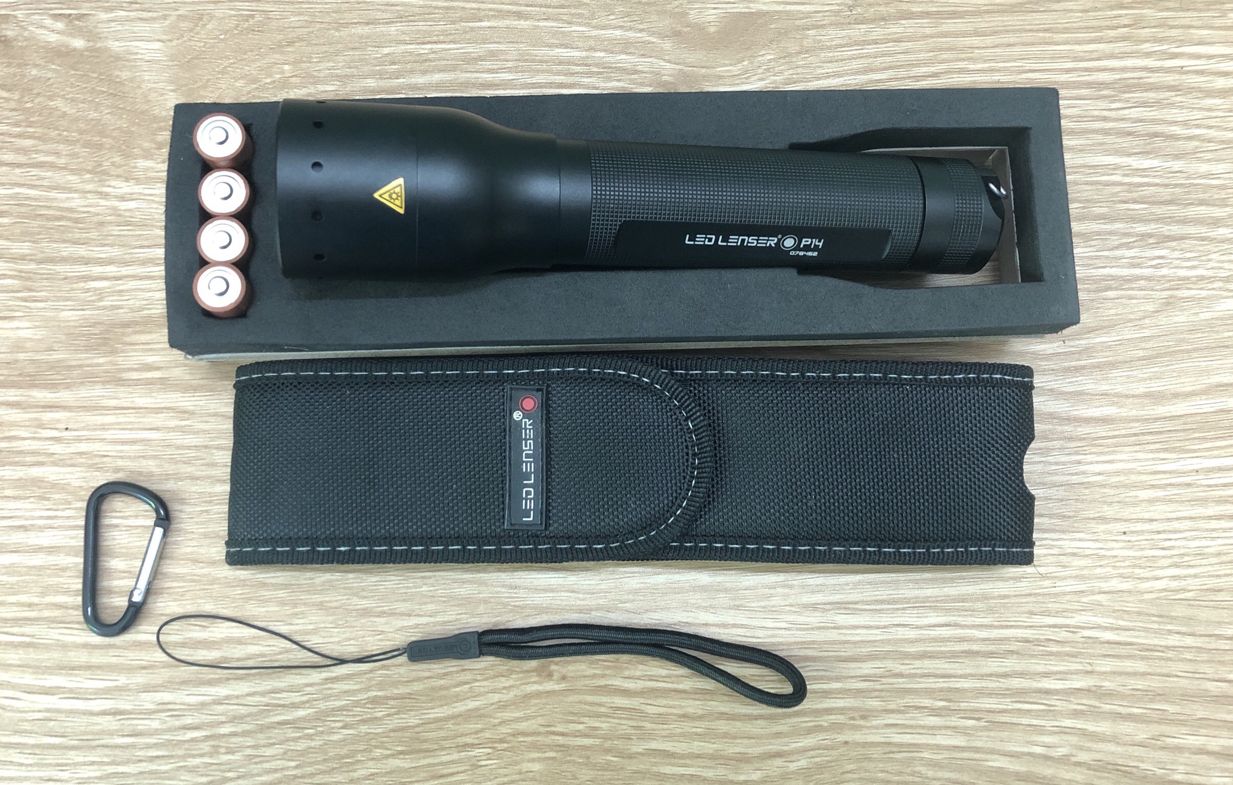 den-pin-sai-gon-led-lenser-p14 (4)