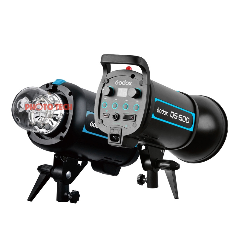 ĐÈN GODOX QS600