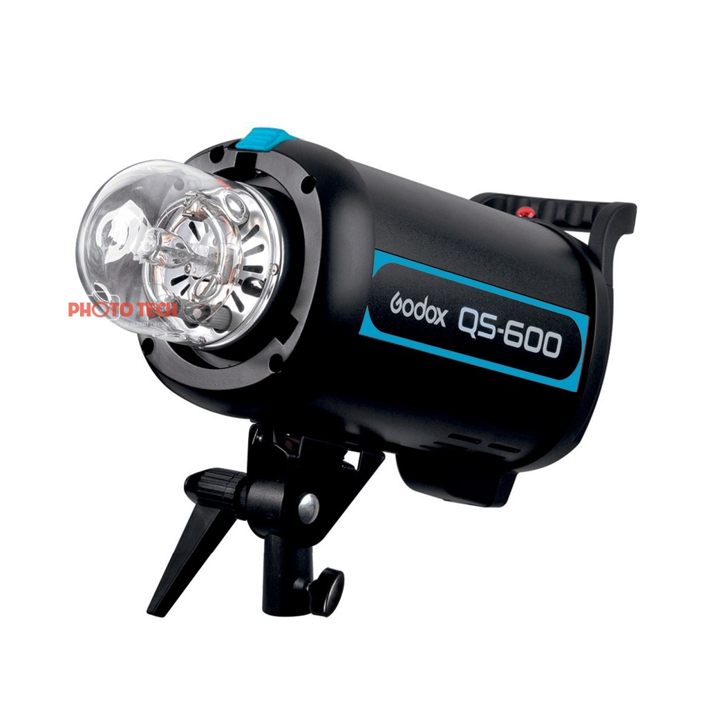 ĐÈN GODOX QS600