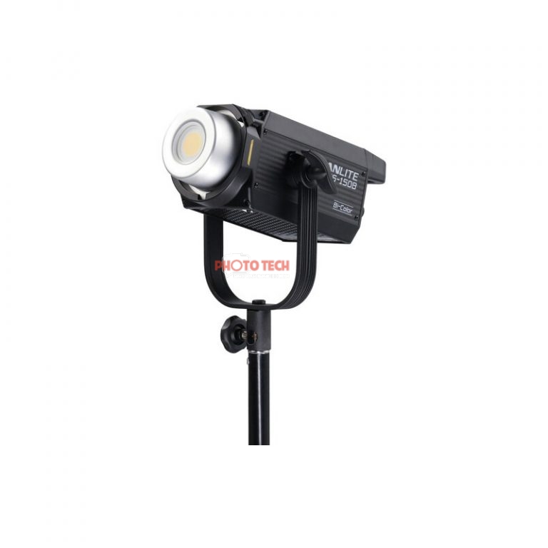 Nanlite FS-150B LED light