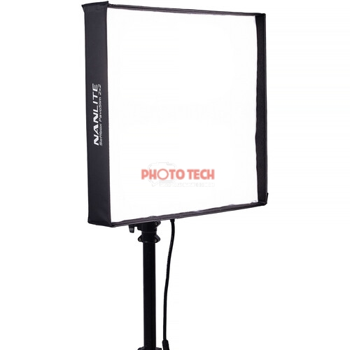 Nanlite pavoslim 240C LED RGBWW Panel light