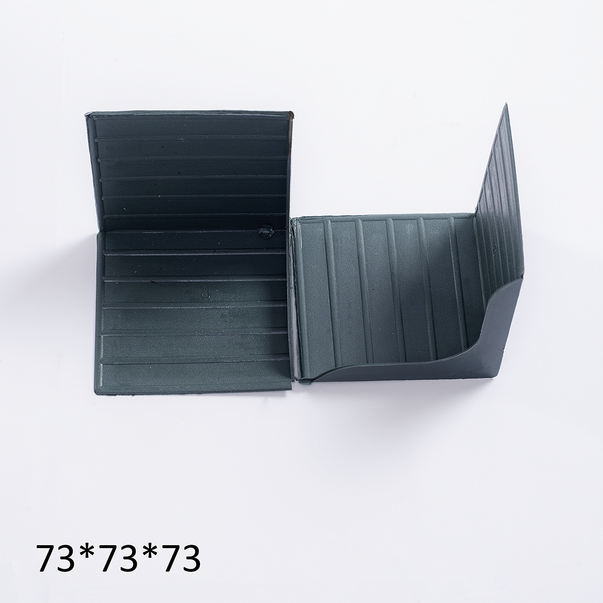 Ke nhựa góc vuông 73*73*73