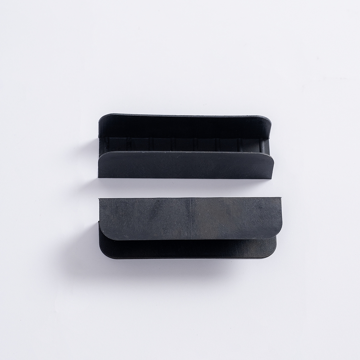 Ke nhựa góc cạnh 100x100x25