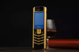 Điện thoại Vertu s03