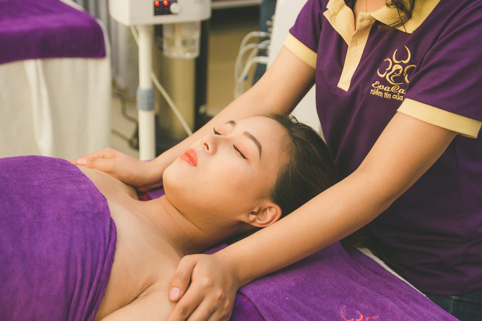 Massage toàn thân Evacare