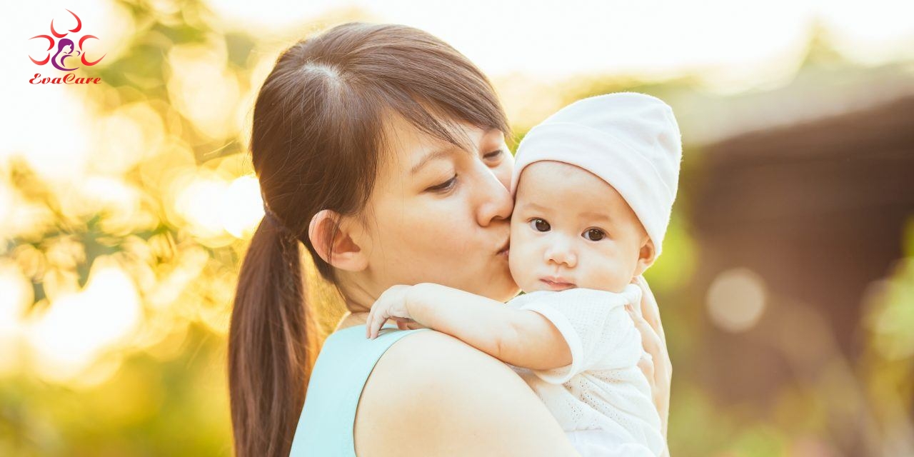 Hướng dẫn cách tắm nắng cho trẻ sơ sinh chuẩn 100%
