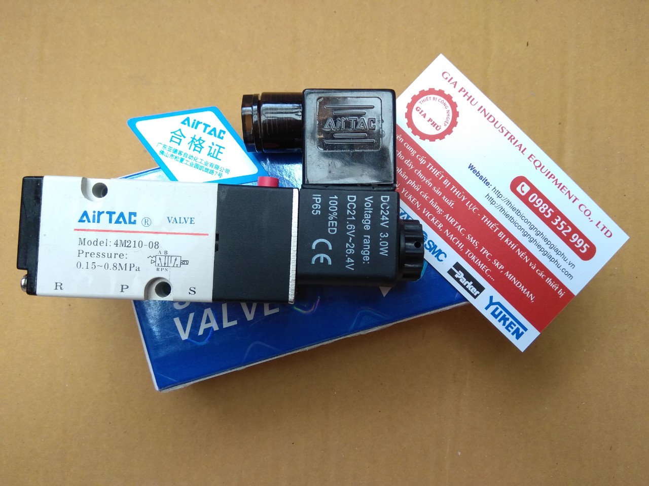 Van điện từ Airtac 4M210-08
