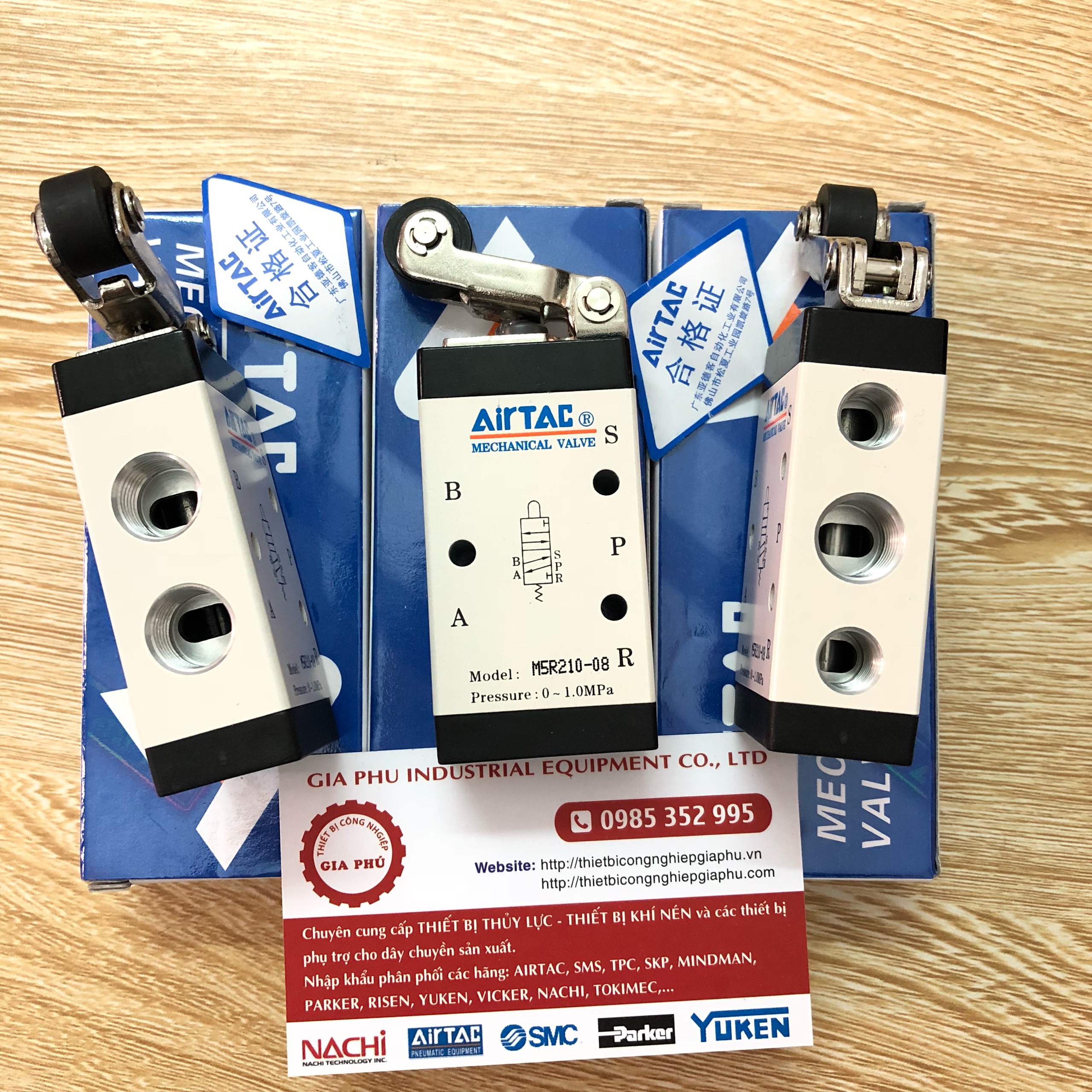 Van điện từ Airtac-M5R210-08