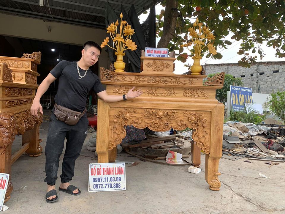 Ban Thờ Phật Đục Sen Gỗ Gụ