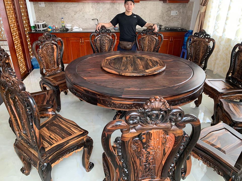 Bàn Ghế Ăn Gỗ Mun (Bàn Tròn Mâm Xoay) Bán Về T.X Bình Minh Vĩnh Long