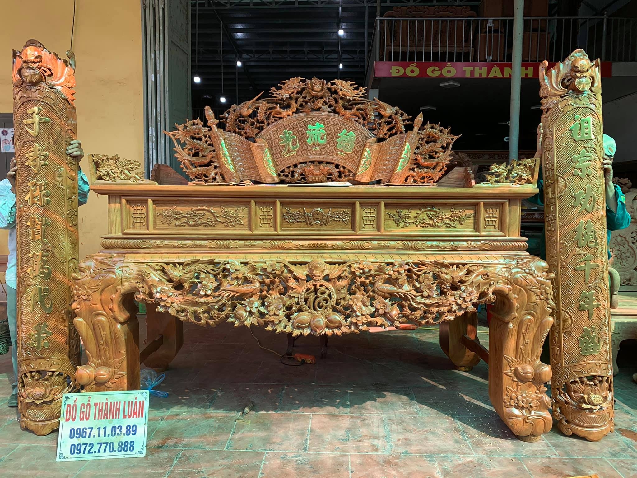 Sập Thờ Mai Điểu,Cuốn Thư Câu Đối Gỗ Gụ