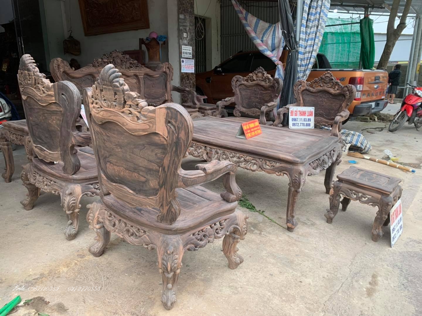 Bộ Bàn Ghế Lu-i (Louis) Tân Cổ Điển