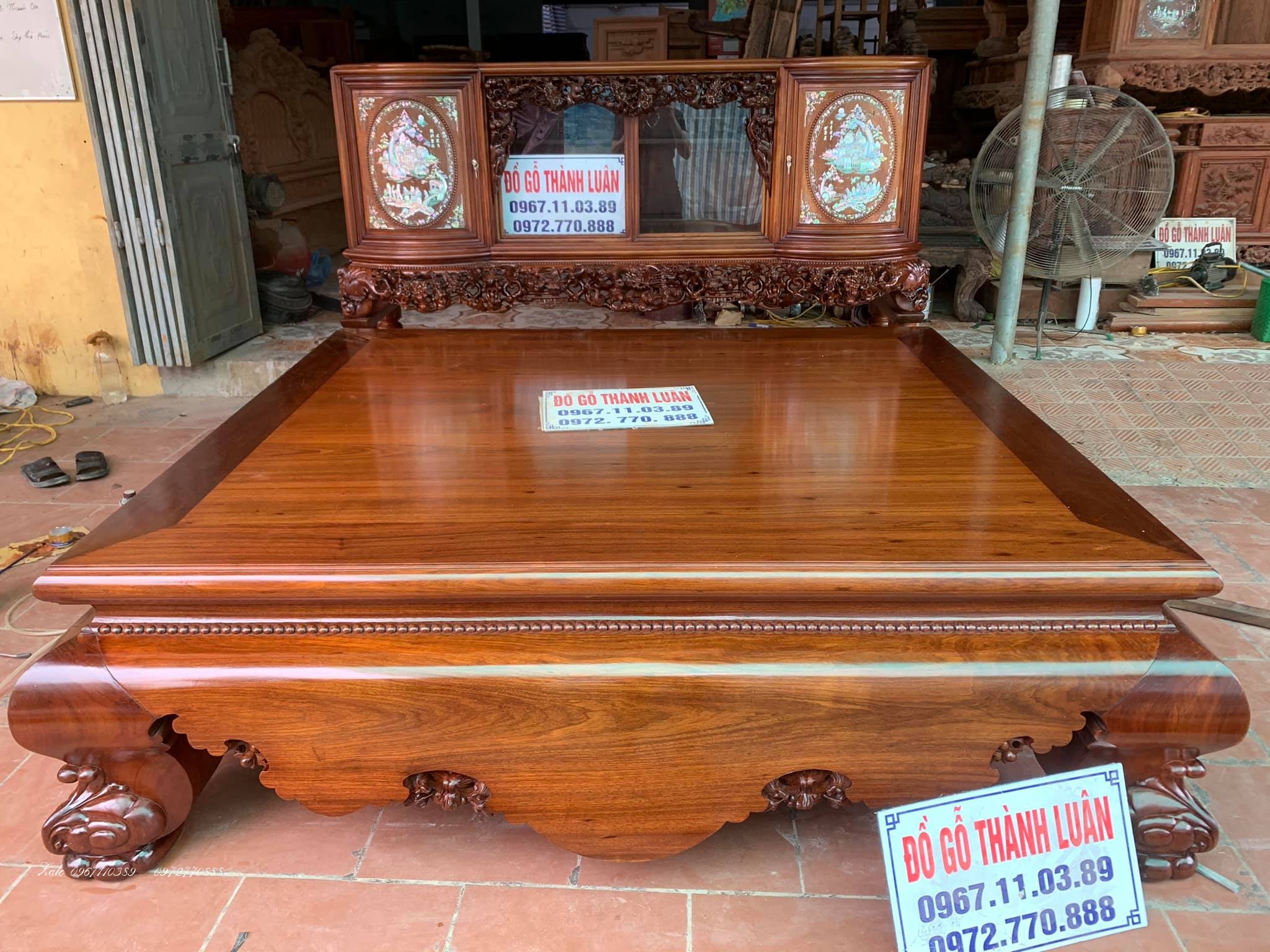 SẬP GỤ TỦ CHÈ SIÊU VÍP