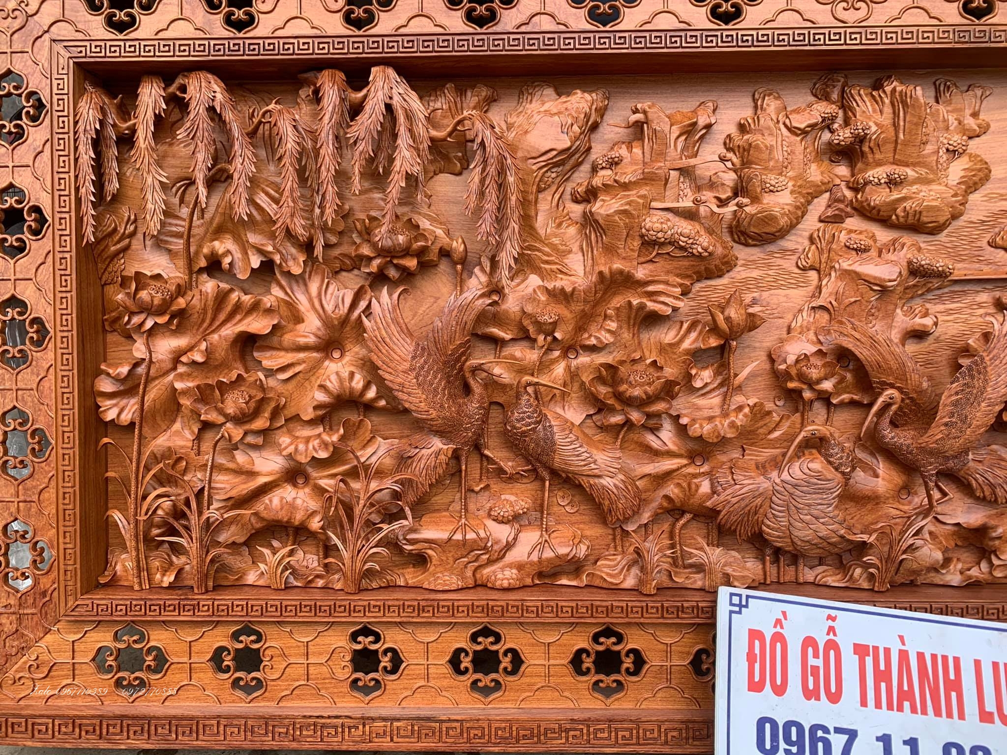 Bức tranh Sen Hạc Gỗ Hương Đá Đục Thủ Công