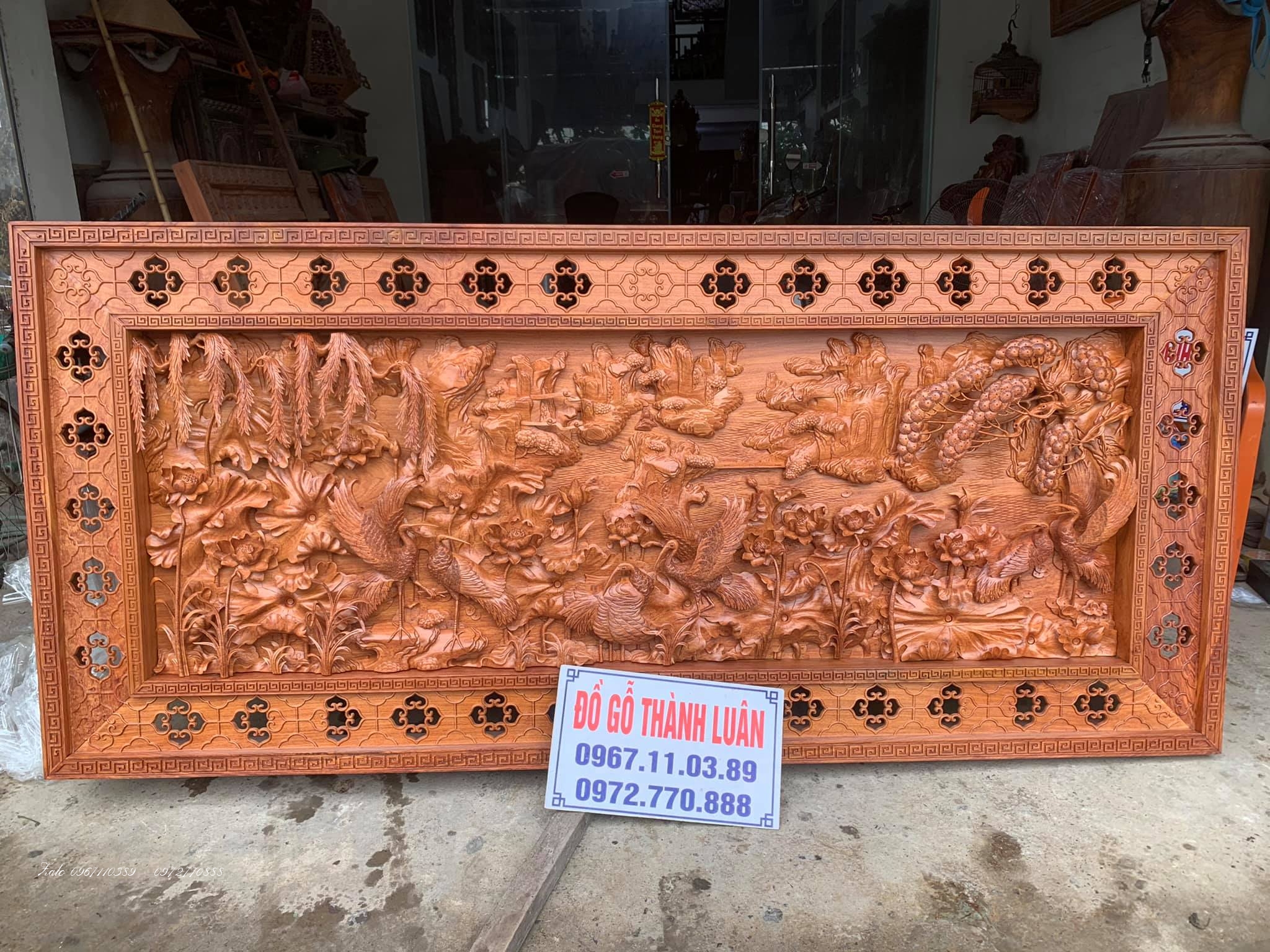 Bức tranh Sen Hạc Gỗ Hương Đá Đục Thủ Công