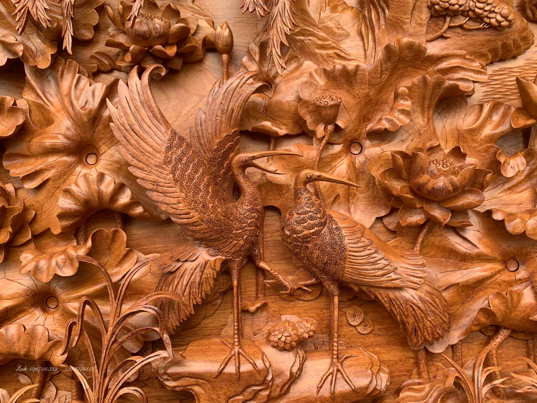 Bức tranh Sen Hạc Gỗ Hương Đá Đục Thủ Công,.