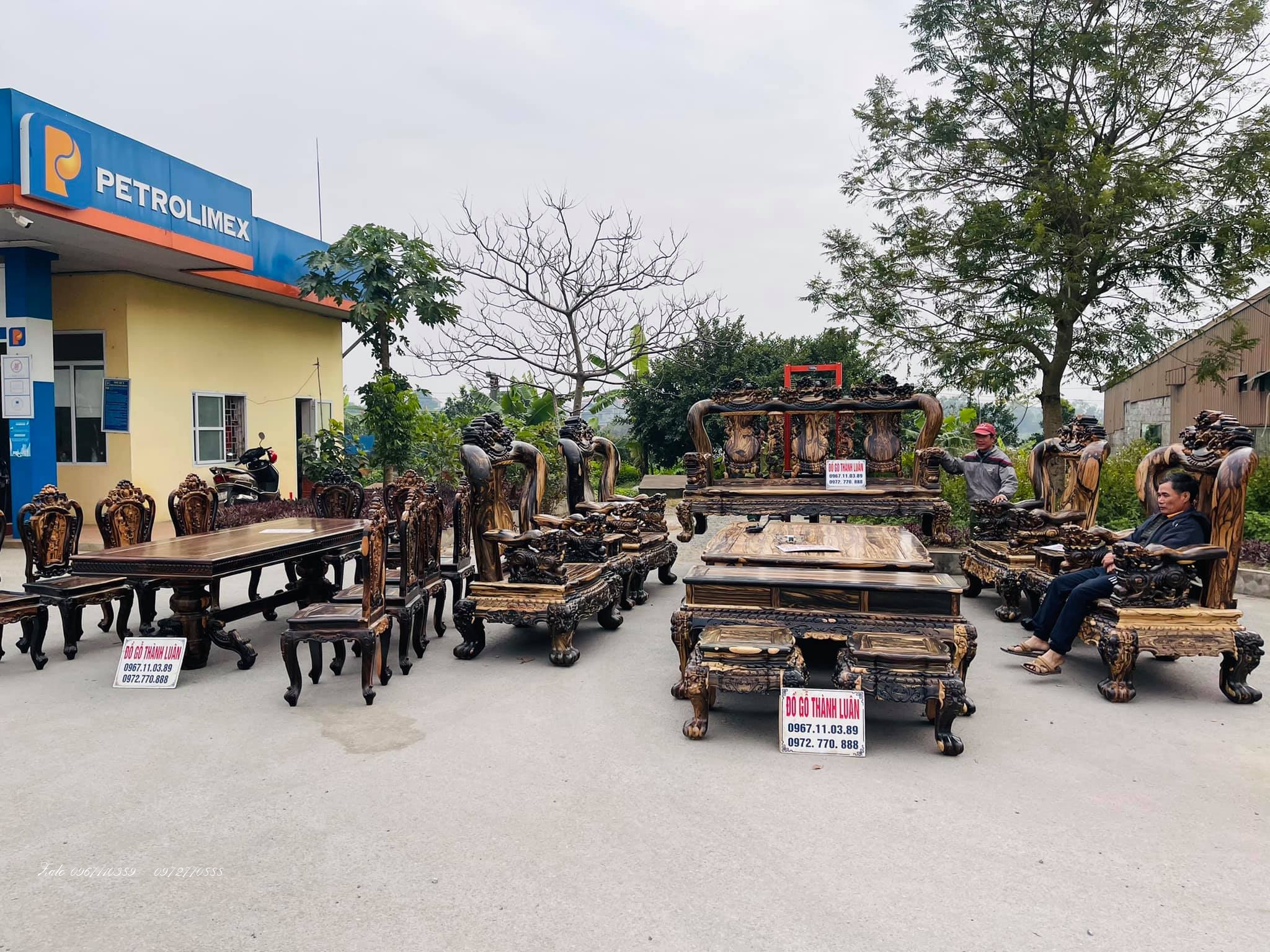 Bộ Bàn Ghế Minh Quốc Nghê Gỗ Mun