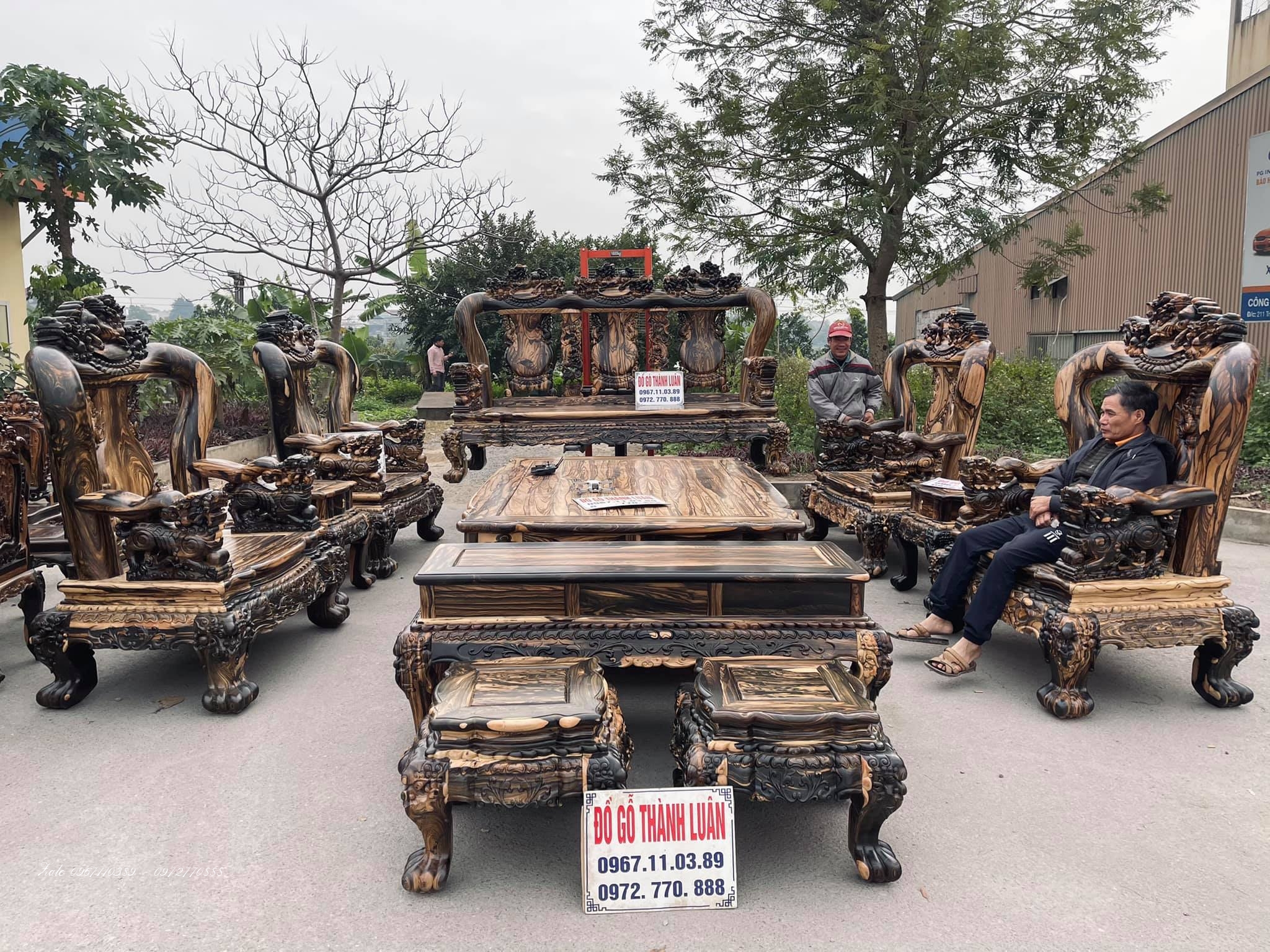 Bộ Bàn Ghế Minh Quốc Nghê Gỗ Mun