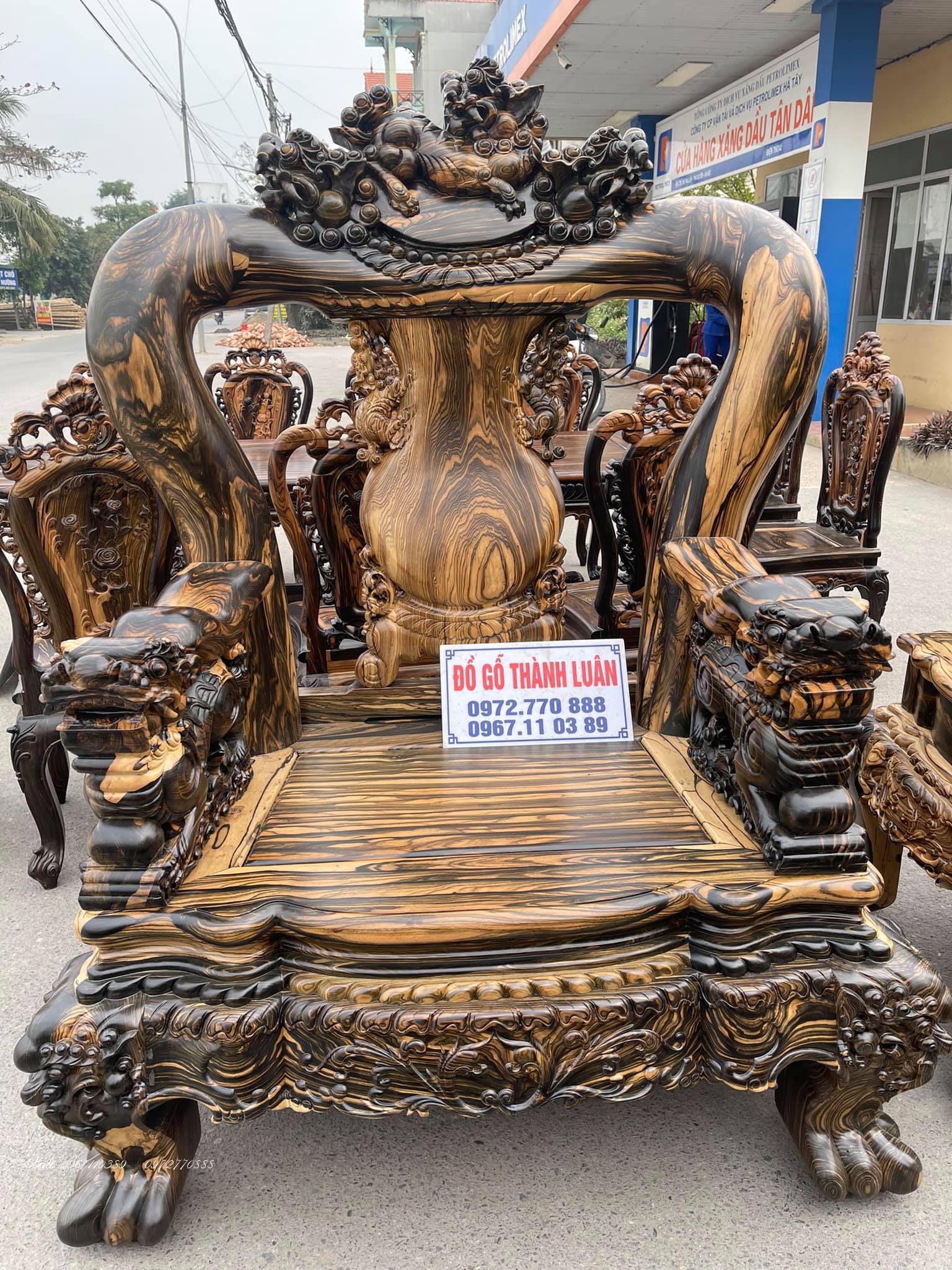 Bộ Bàn Ghế Minh Quốc Nghê Gỗ Mun,