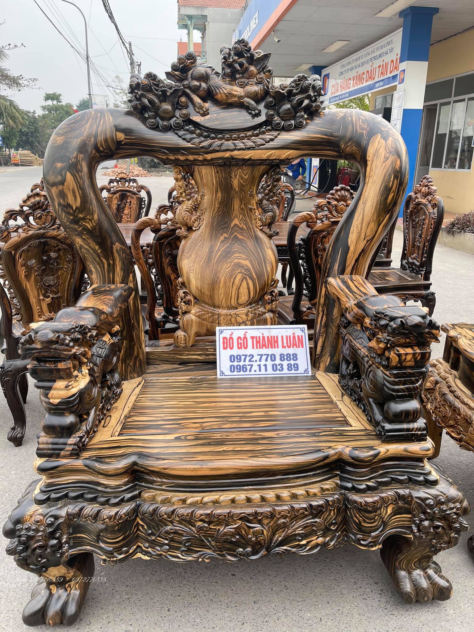 Bộ Bàn Ghế Minh Quốc Nghê Gỗ Mun..