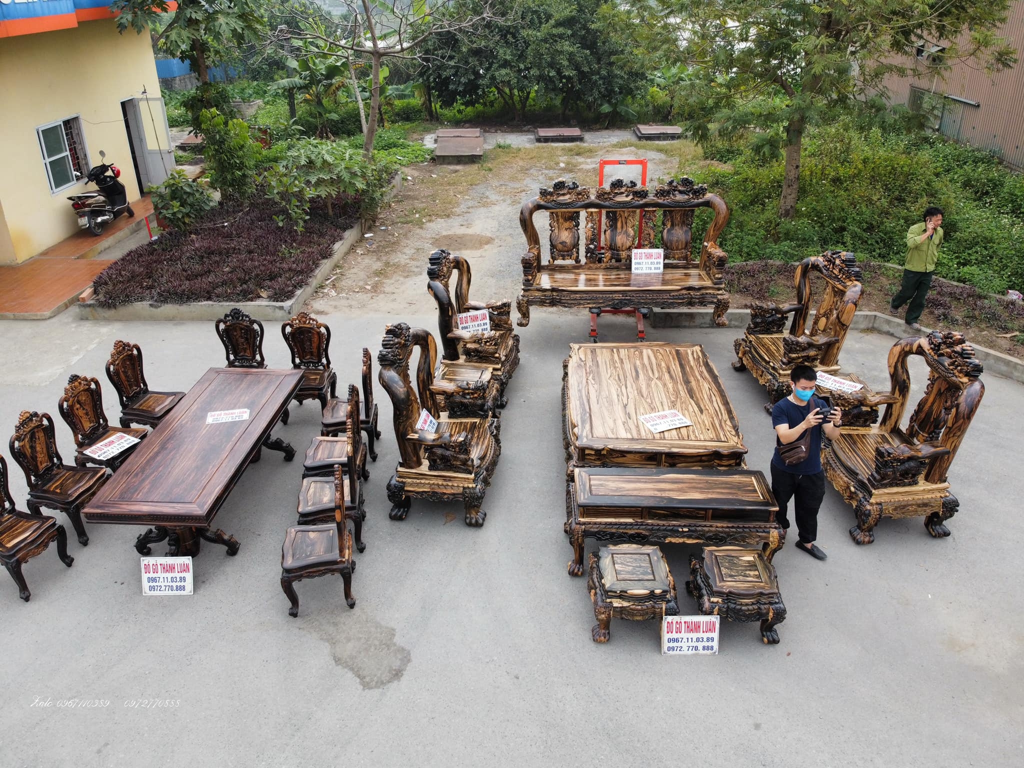 Bộ Bàn Ghế Minh Quốc Nghê Gỗ Mun