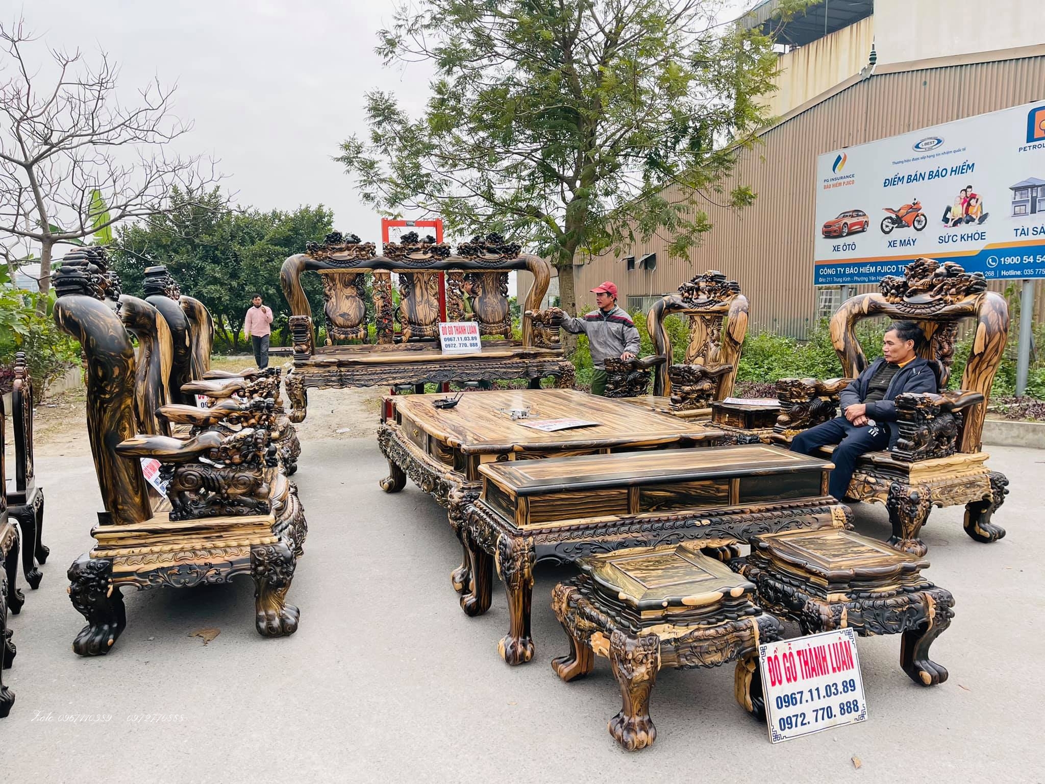 Bộ Bàn Ghế Minh Quốc Nghê Gỗ Mun::::