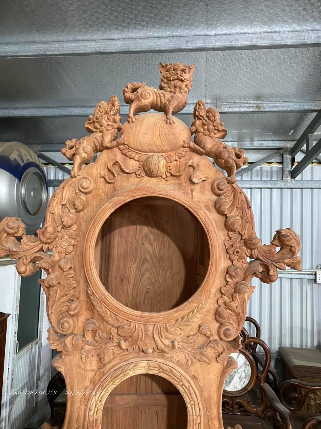 ồng hồ cây gỗ hương đá