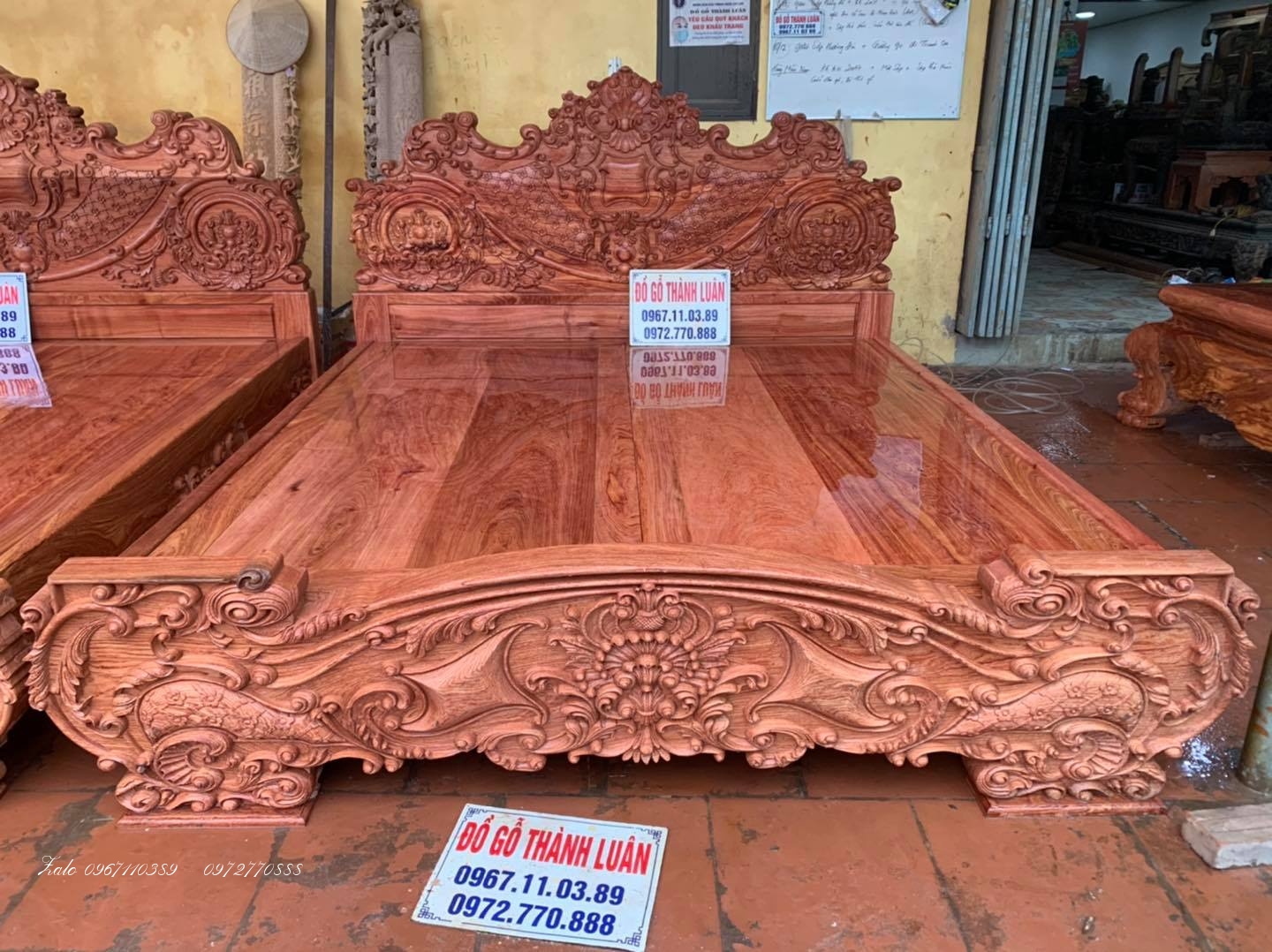 Giường Mẫu Hoàng Gia