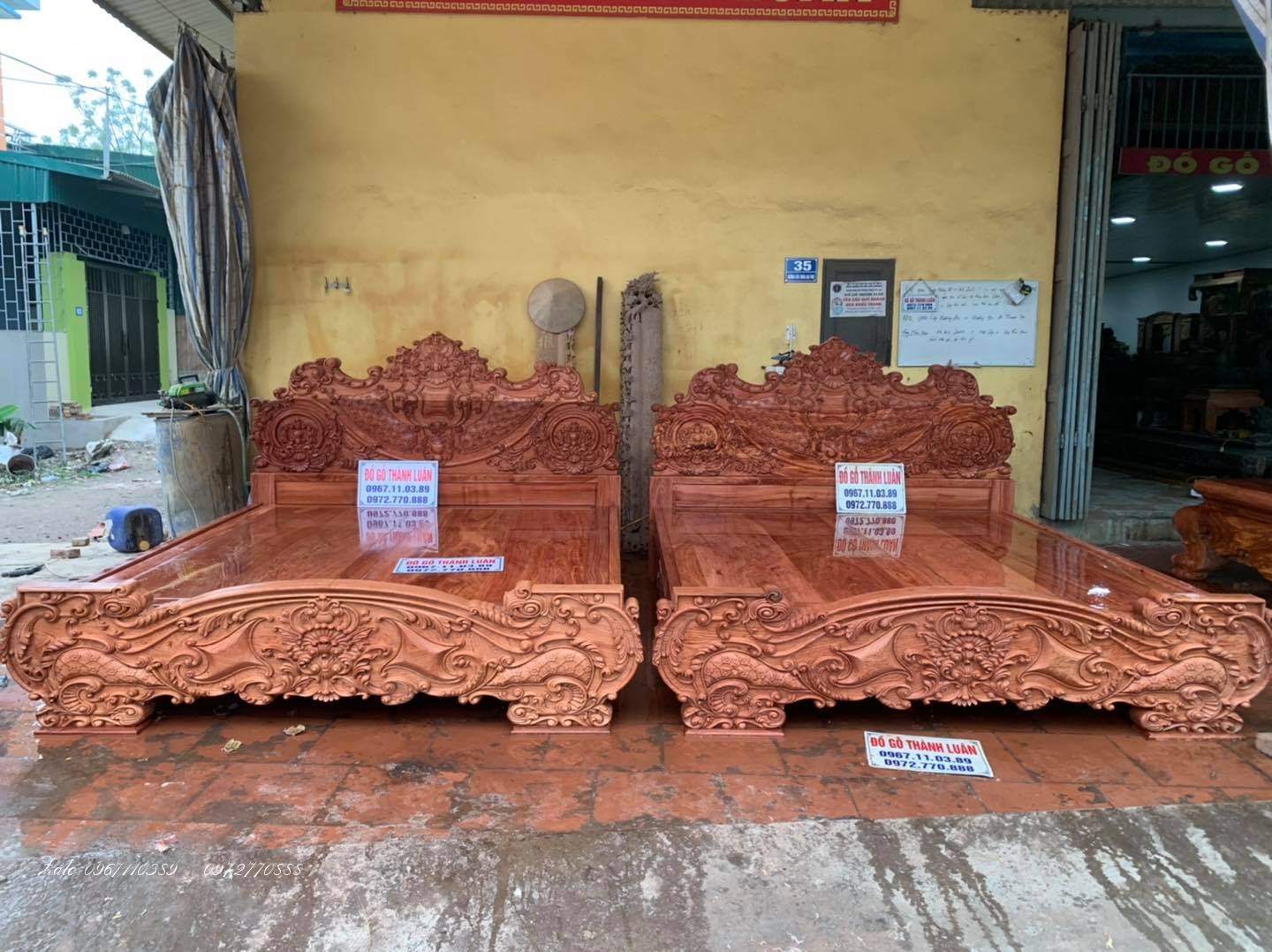 Giường Mẫu Hoàng Gia,