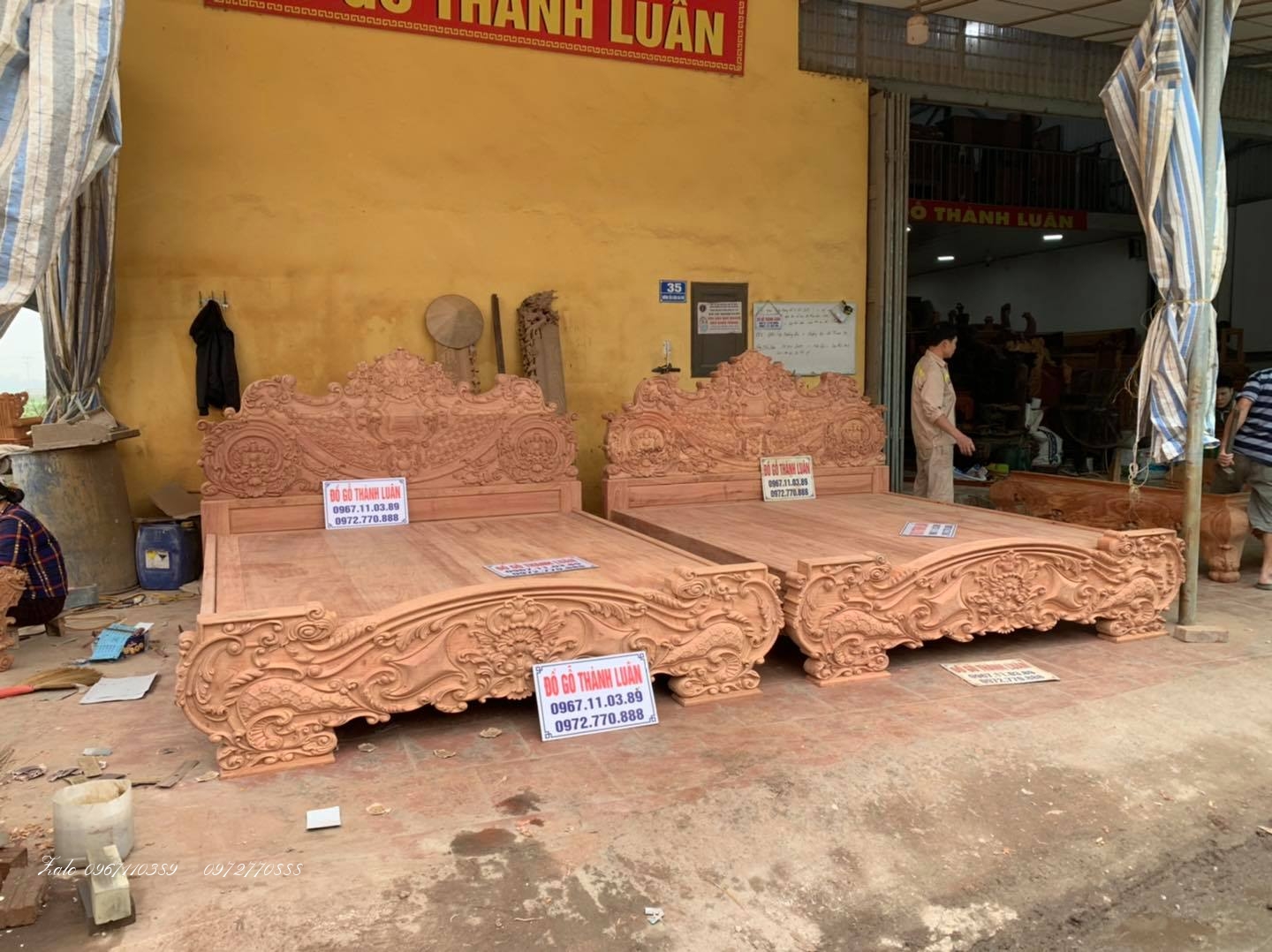 Giường Mẫu Hoàng Gia.