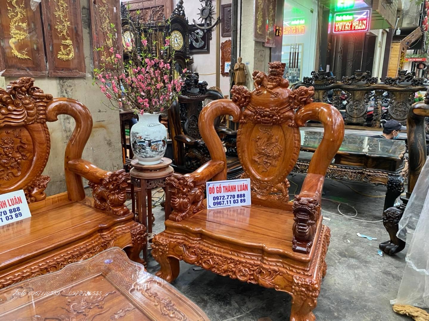 ộ bàn ghế nghê bảo đỉnh gỗ hương đá.,