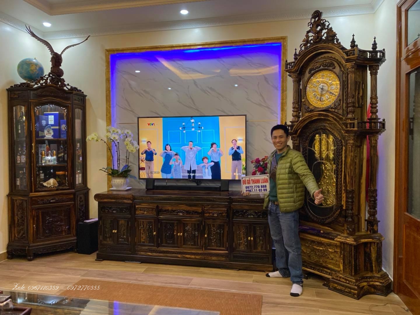 nội thất phòng khách toàn gỗ mun Lào