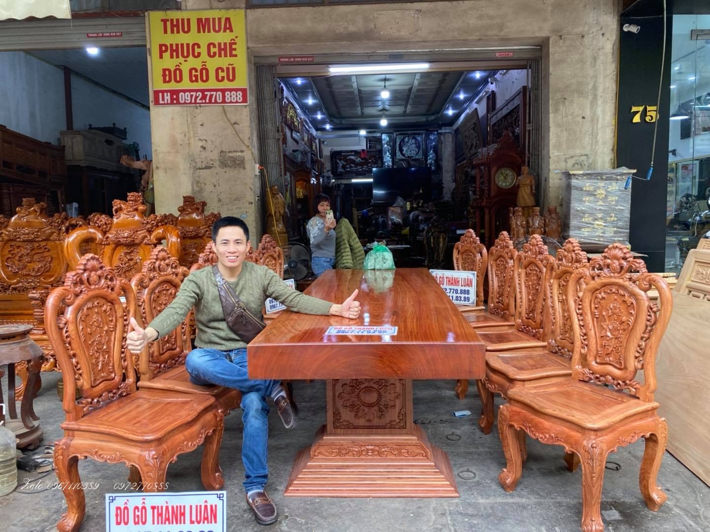 bộ bàn ghế ăn siêu khủng gỗ hương đá liền khối::,.