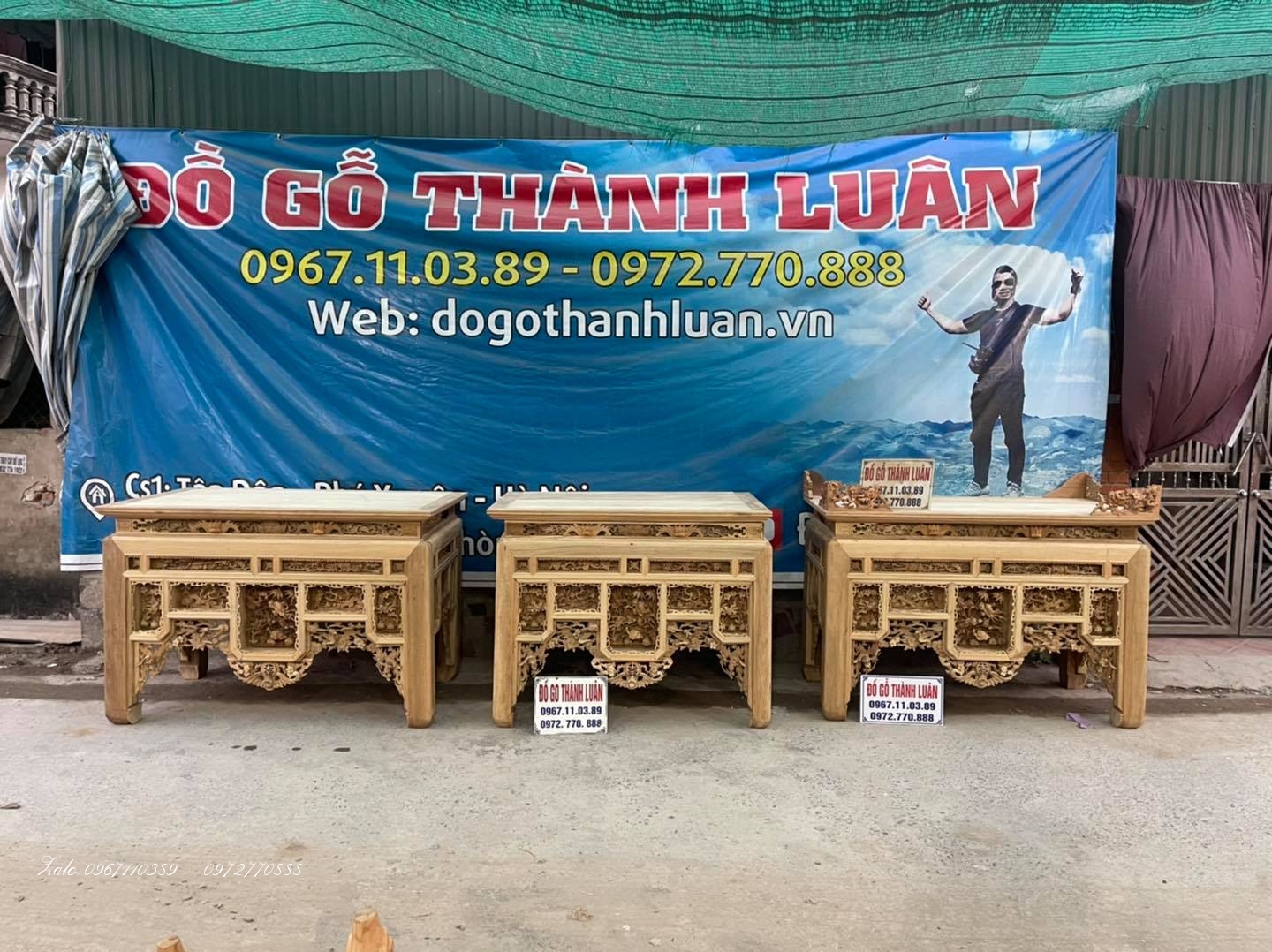 3 Chiếc Ban Thờ Ô Sa Gỗ Gụ Siêu Víp, 