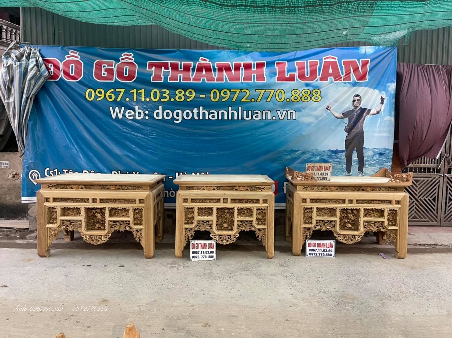 3 Chiếc Ban Thờ Ô Sa Gỗ Gụ Siêu Víp,