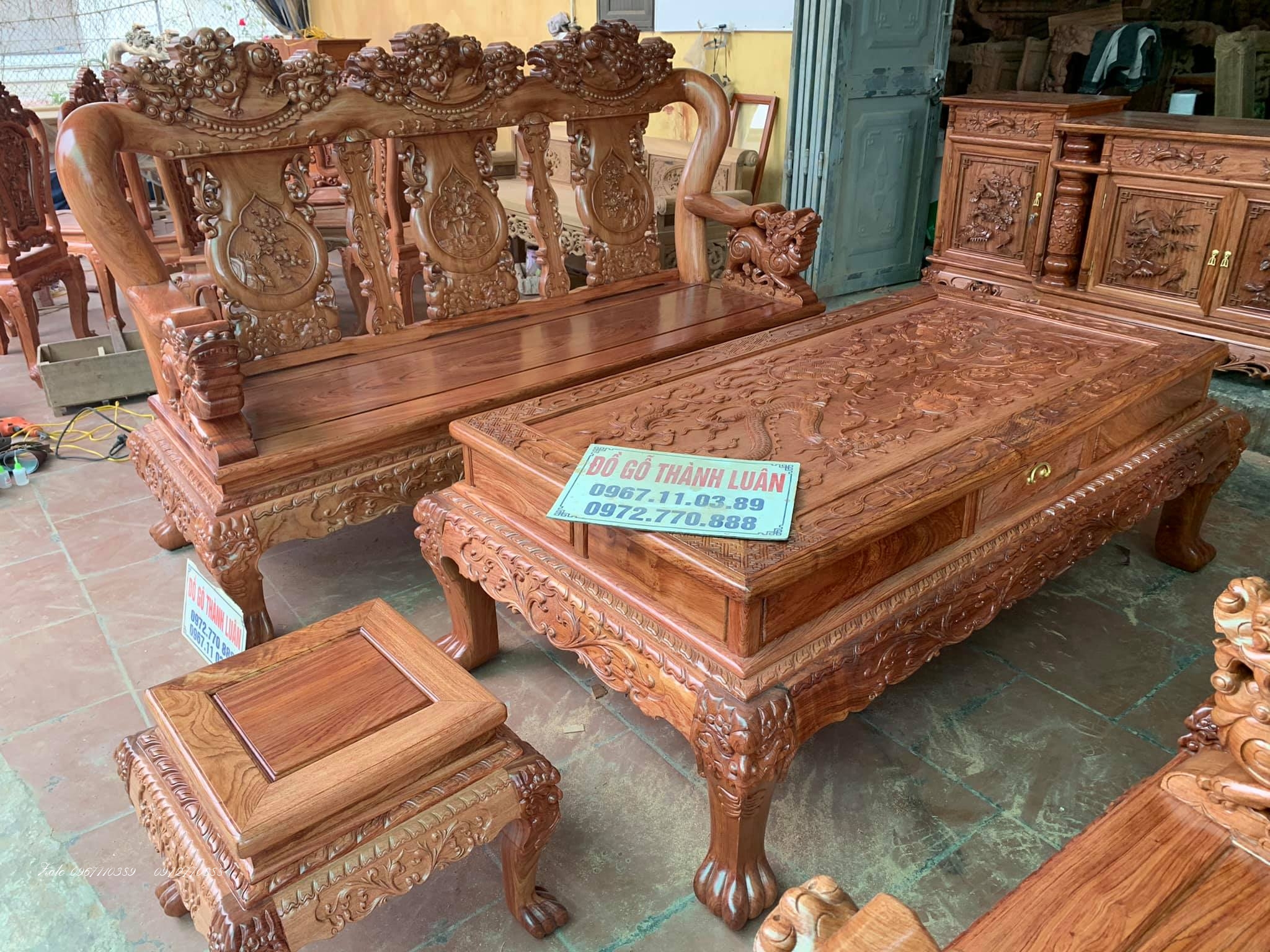 Bộ Bàn Ghế Minh Quốc Nghê Gỗ Hương