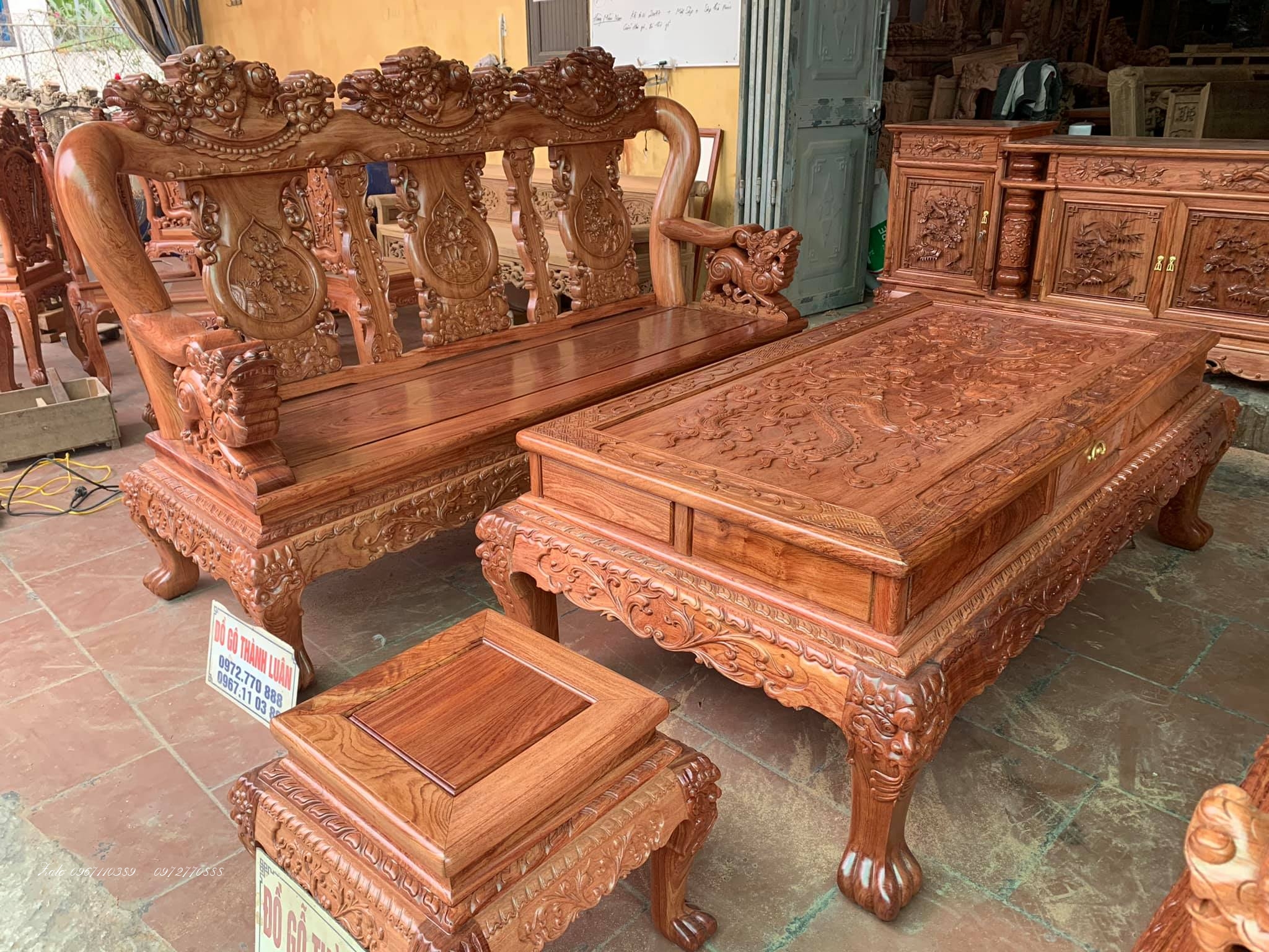 Bộ Bàn Ghế Minh Quốc Nghê Gỗ Hương
